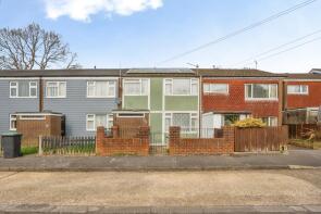 25, Chaucer Close, Waterlooville PO7 6AQ