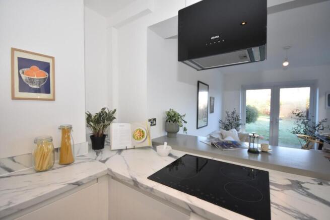 KITCHEN DINER 05.JPG