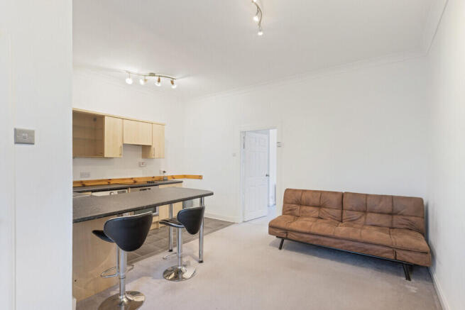 81 Mill Road 06