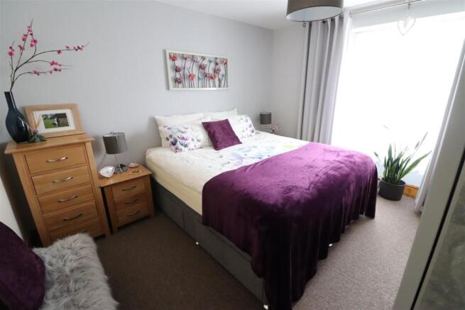 Bedroom 1.JPG
