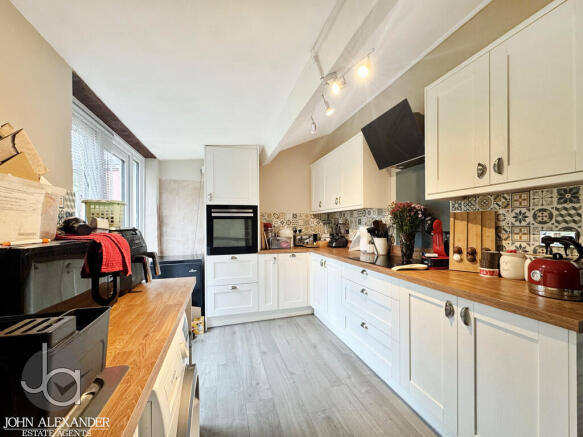 20251002_16042877...