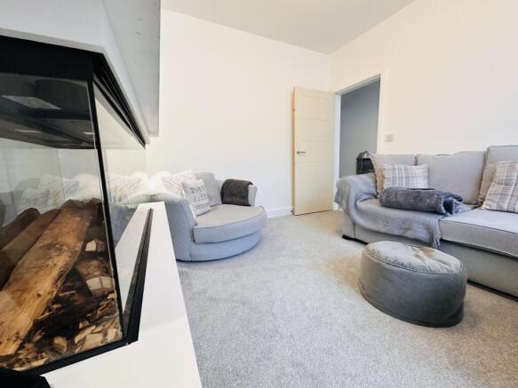 3 bed Terraced for sale Image 7