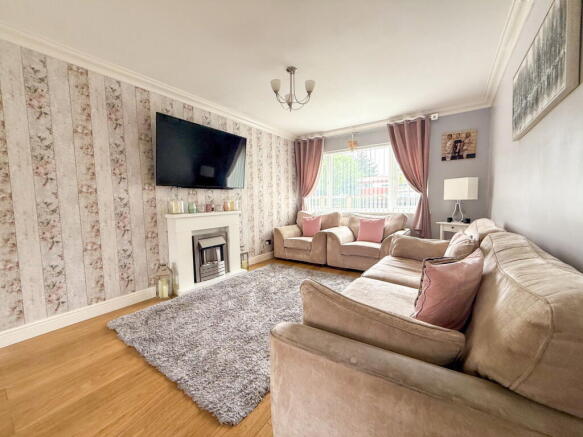 Fillingham Close, Birmingham, B37 photo 4