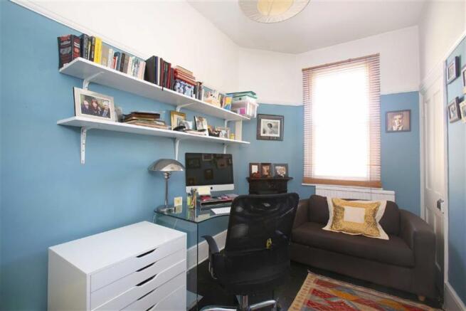 Photo 10