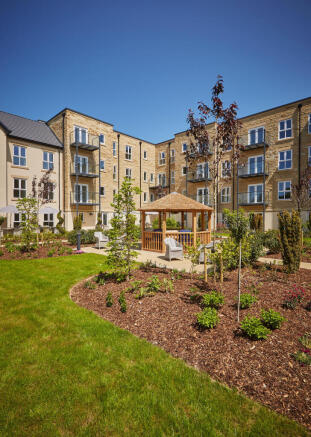 2 bed Retirement Property for sale Image 8