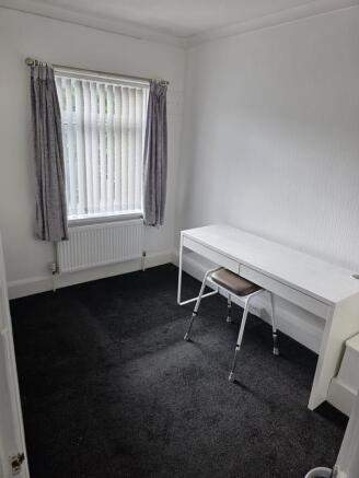 3 bed Semi-Detached for sale Image 7