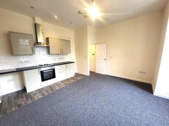 Open Plan Living Pic 1