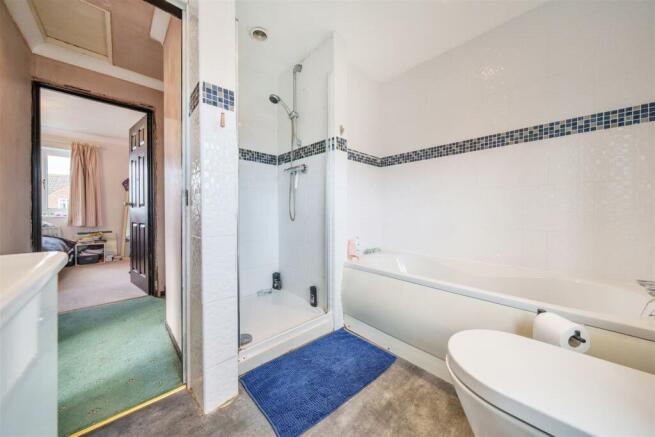 BATH AND SHOWER ROOM