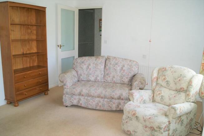Photo 10