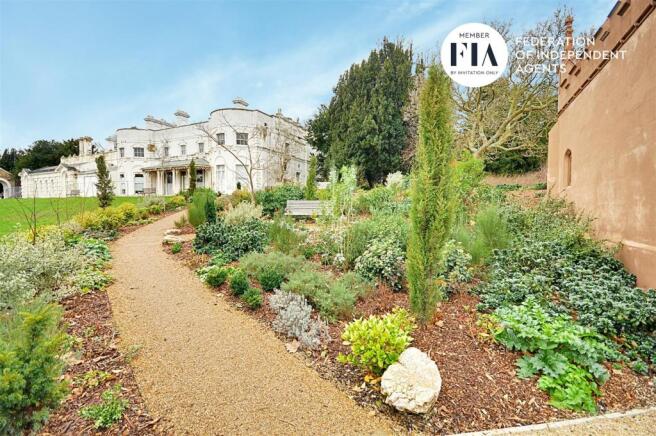Gunnersbury Park