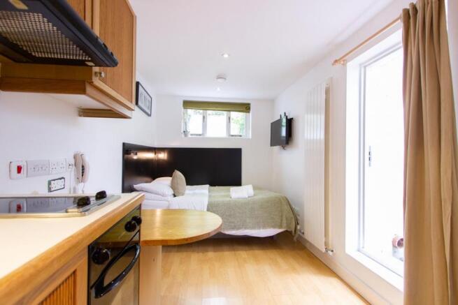 Studio Apartment to Let