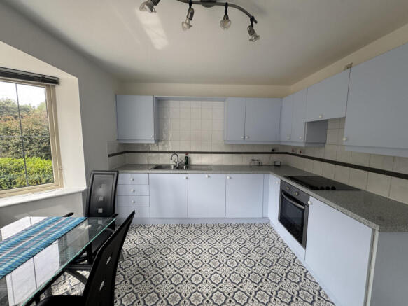 Kitchen / Dining