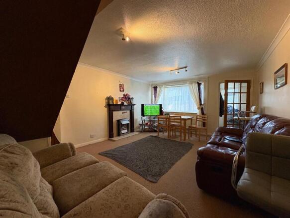 2 bed Semi-Detached for sale Image 5
