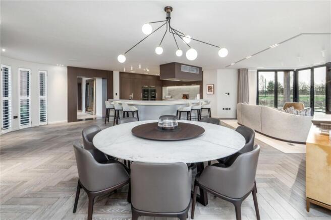 Kitchen/Dining Room
