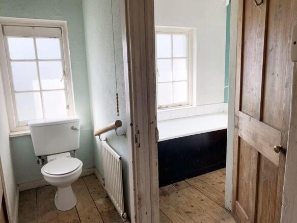 Photo 10