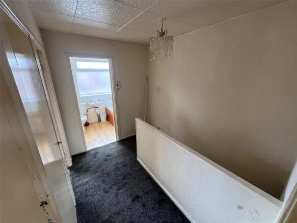 3 bed Semi-Detached for sale Image 5