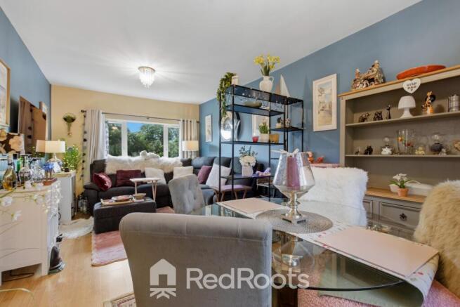2 bed Semi-Detached Bungalow for sale Image 5