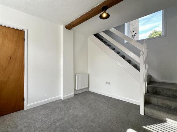 3 bed Detached to rent Image 8