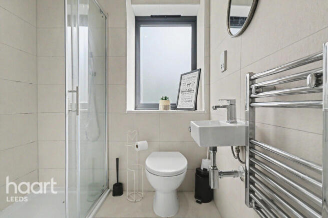 3 bed Town House for sale Image 10