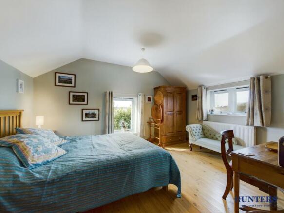 Master Bedrooom