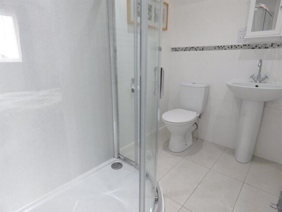 En Suite Shower Room