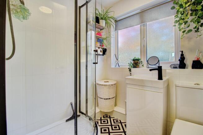 Family Shower Room
