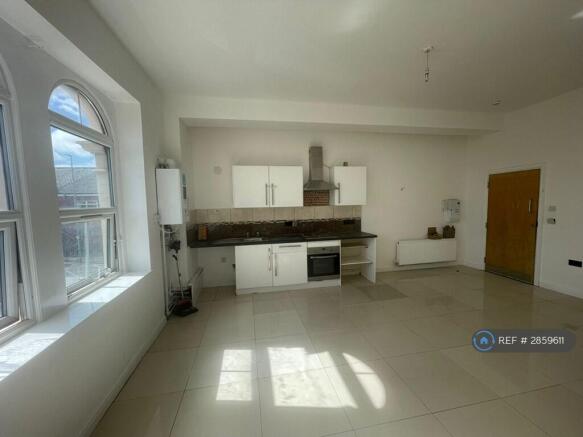 Kitchen / Living Area