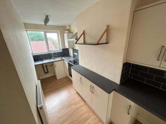 1 bed Flat to rent Image 4