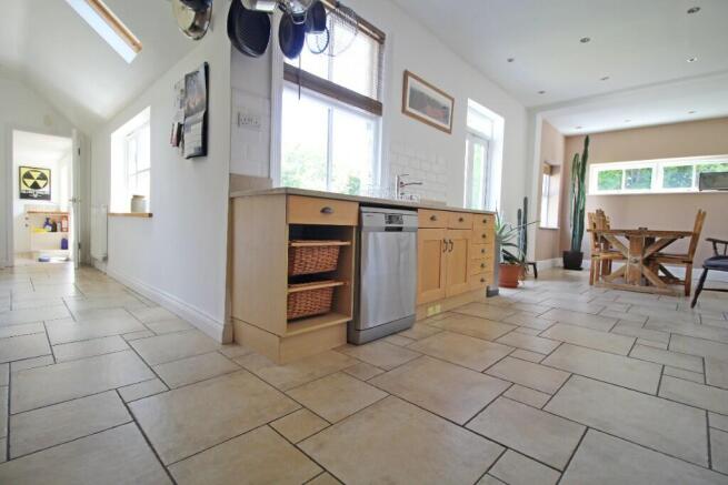 kitchen to utility