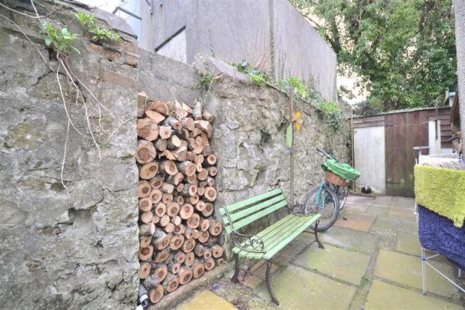 Rear courtyard.JPG