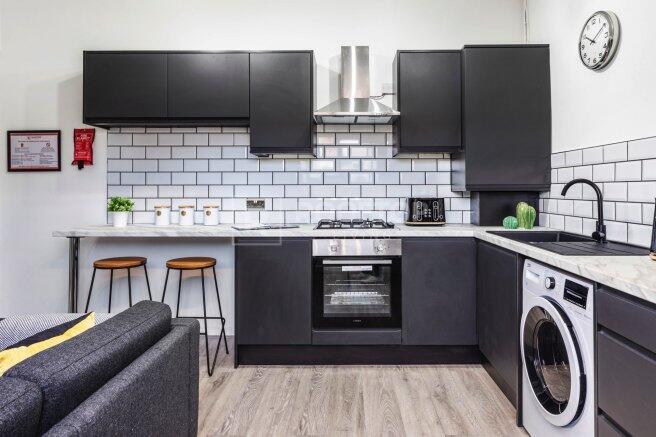 queens-road-ls6-1hy-1059204