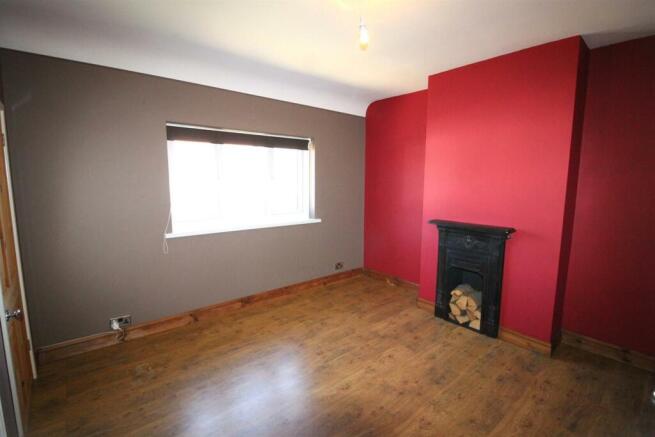 Bedroom 1a.JPG