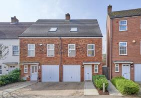 8, Ver Brook Avenue, Markyate, St. Albans AL3 8FH
