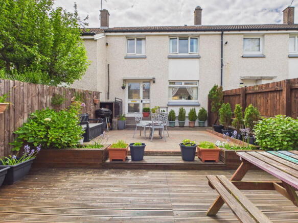 3-bed terraced on Moredun Park Court, Edinburgh, EH17 7EY, £200,000
