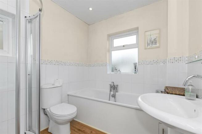 Bathroom.jpg