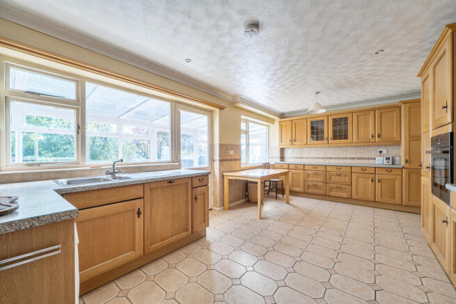 1438593-13-69dcc368b0652