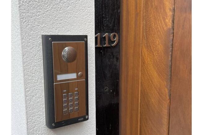 Annexe Entrance
