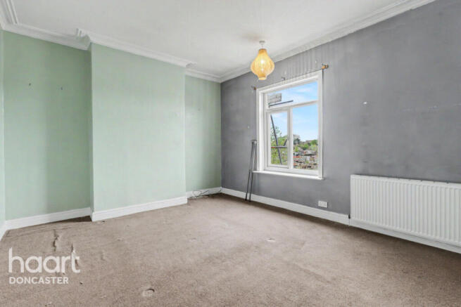3 bed Terraced for sale Image 9
