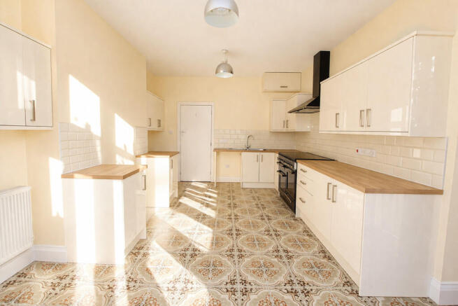 Bright and airy m...