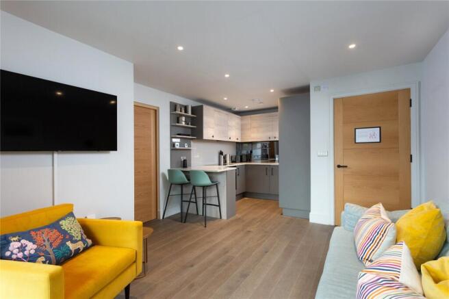 1 bed Flat for sale Image 5