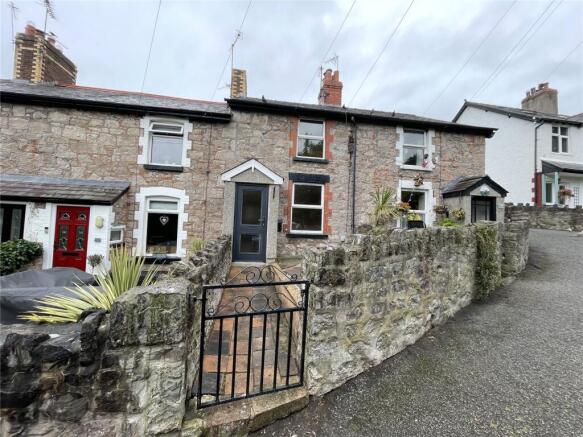 17 Fairy Glen