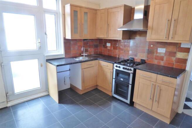 kitchen2.JPG