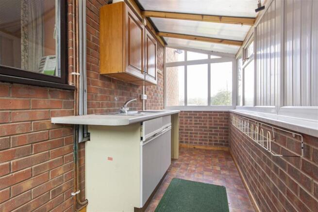 Side Porch/Utility