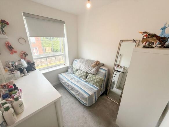 3 bed Semi-Detached for sale Image 9