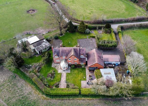 Awbridge House-drone5.jpg