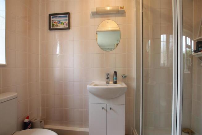 En -Suite Shower Room