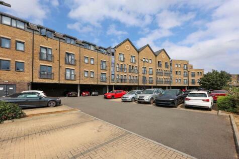 Waterloo Road, Uxbridge