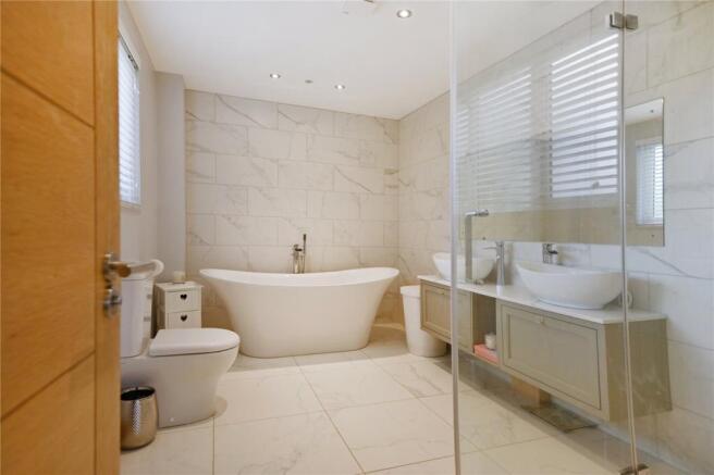 En Suite Bathroom