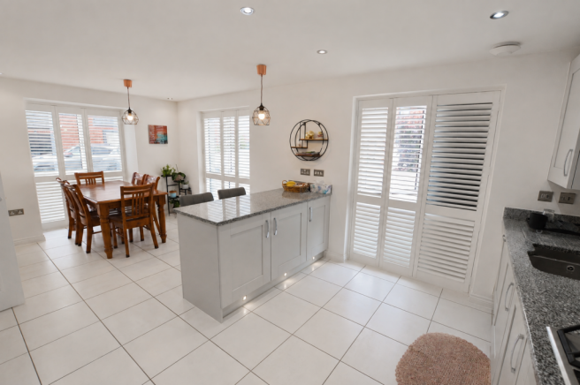 Kitchen / Diner