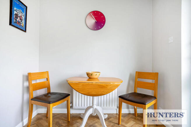 3 bed Bungalow for sale Image 8